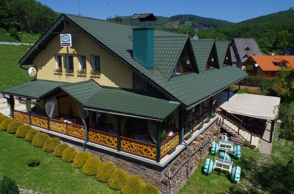 Penzion Pramen Vinné Exteriér fotografie